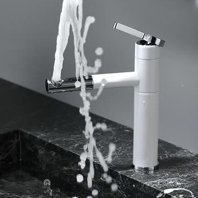 Golpecitos de mezclador de cobre amarillo plateados de plata blancos del lavabo del grifo flexible de la cocina