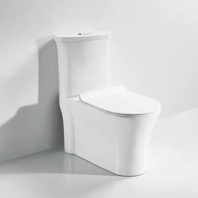 Los retretes de cerámica verdes de los cuartos de baño del baldeo ajustan a Diamond Shape